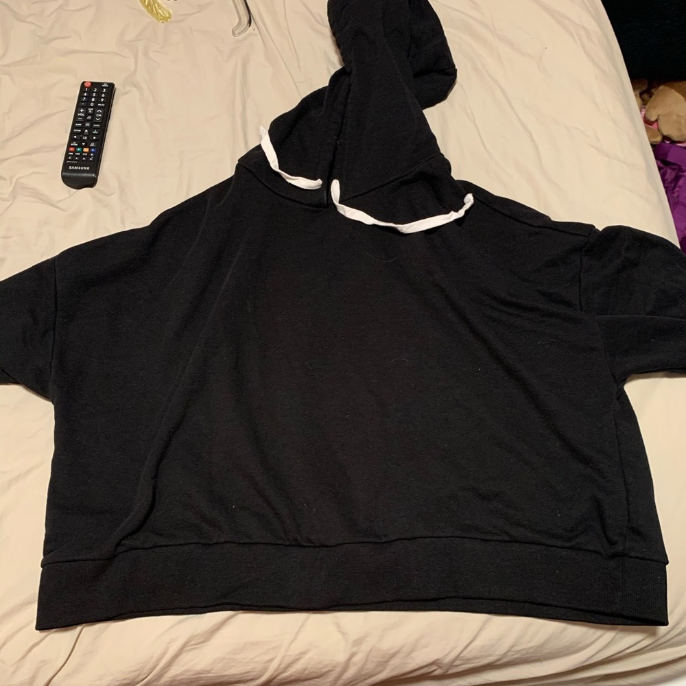 Crop top black hoodie